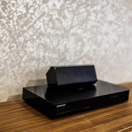 公寓 Beautiful Modern With Office Amenities *