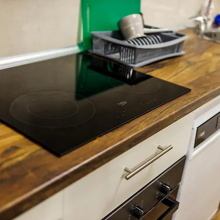 شقة A Comfortable Base For Work & Life