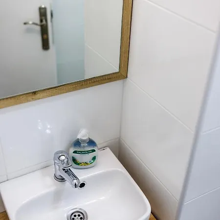 A Comfortable Base For Work & Life *